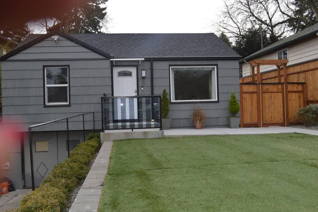 Cozy Crown Hill Carkeek Cottage W/3 Beds, Full Kitchen & Backyard In North Seattle Esterno foto